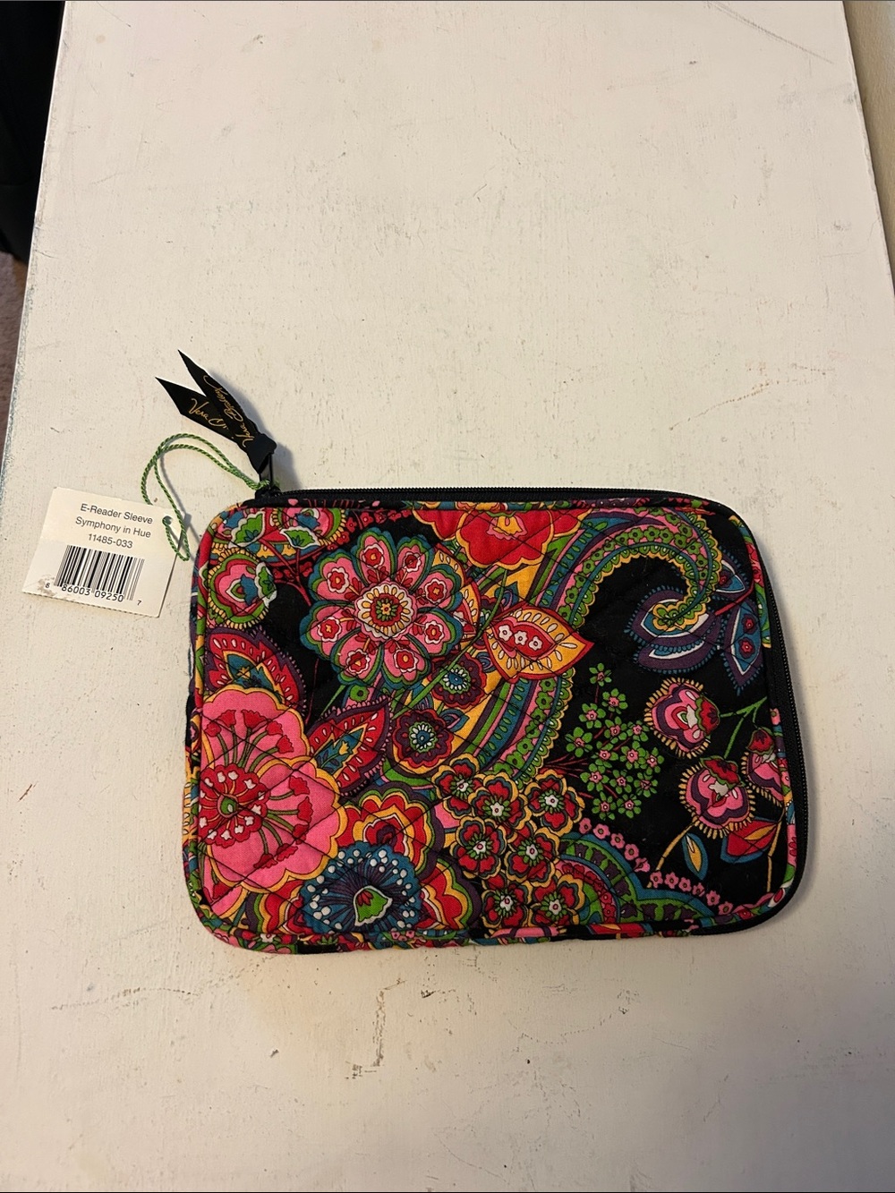 Vera Bradley NWT 2 Side Zip Tablet or Kindle Holder
